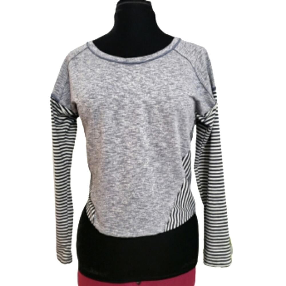 Double Zero Heather Blue Dolman Sleeve Exposed Seam Striped Detail‎ Top Small